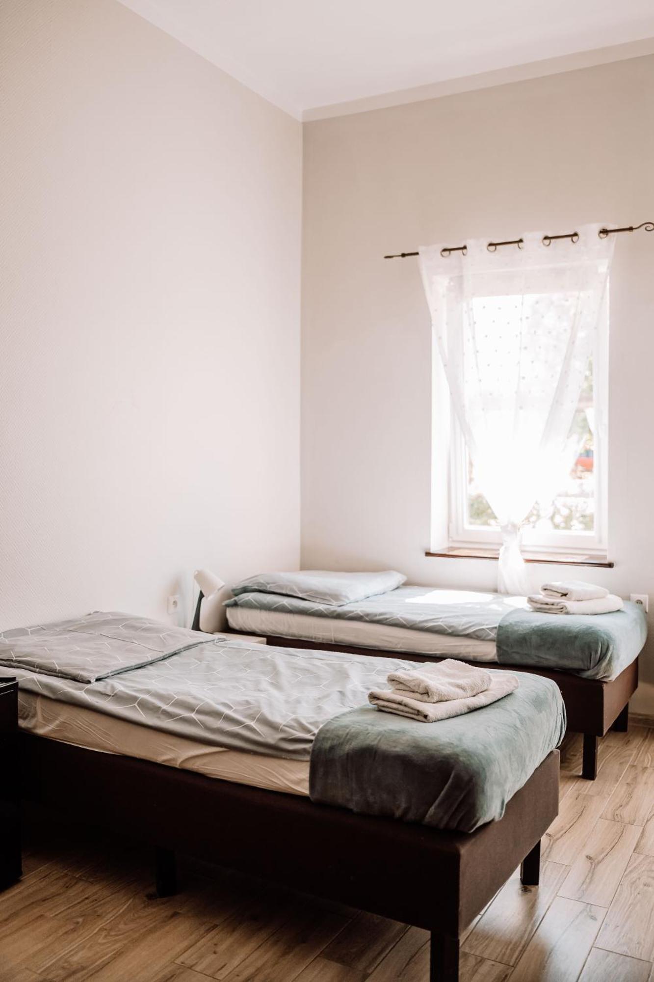 Palac Pod Bocianim Gniazdem Runowo  Buitenkant foto