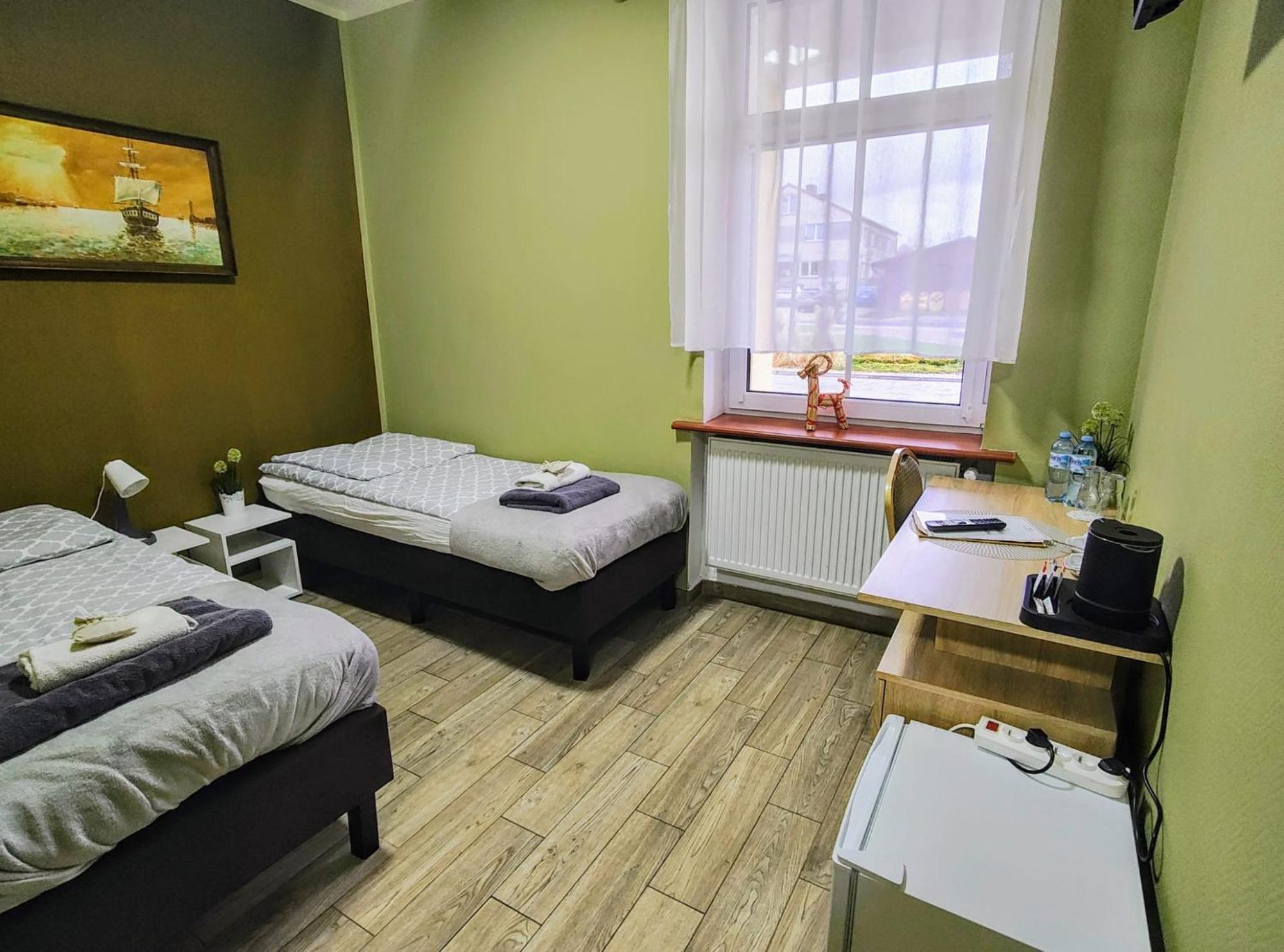 Palac Pod Bocianim Gniazdem Runowo  Buitenkant foto