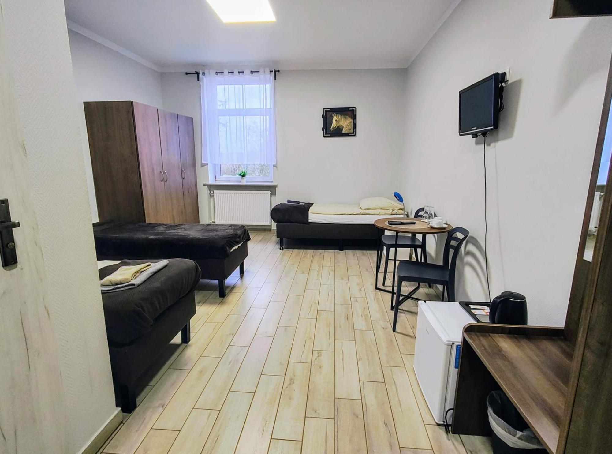 Palac Pod Bocianim Gniazdem Runowo  Buitenkant foto
